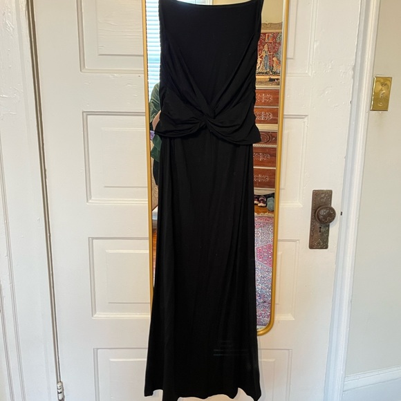 Reformation black hex dress - Picture 2 of 5